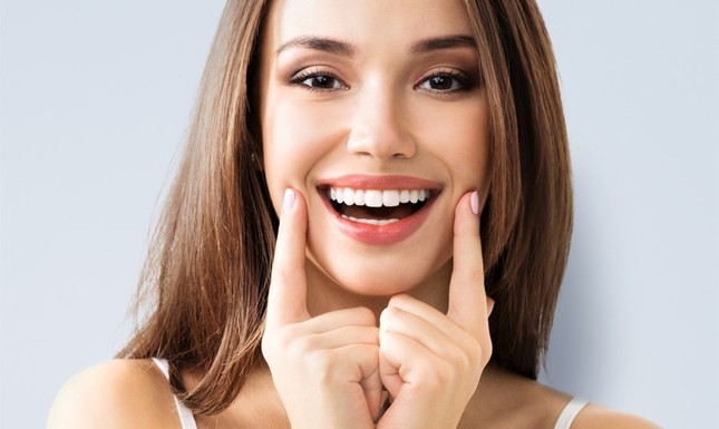Đâu cần make-up lồng lộn, chỉ vài bí quyết này bạn sẽ rạng rỡ trong mọi bức ảnh! ảnh 5