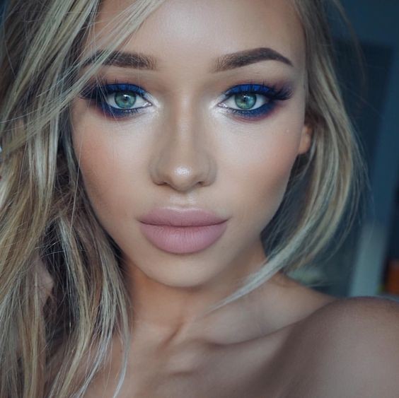 Tại sao mọi người đều tiêm filler làm đầy môi? Những khao khát dấu đằng sau mốt môi dày ảnh 5