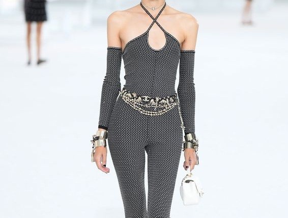Từ bộ sưu tập Xuân Hè 2021 của Chanel, điểm danh 10 xu hướng thời trang sẽ lên ngôi ảnh 4
