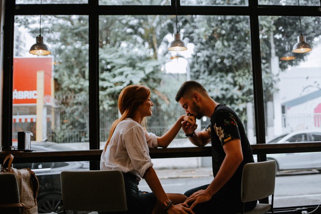 Hẹn hò lần đầu, làm những điều này là xác định luôn không có lần sau, hỏi sao ế dài dài ảnh 3