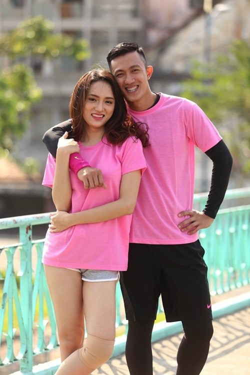 Phấn khích cực độ trước dàn trai cực phẩm, Hương Giang Idol không ngần ngại làm điều này ảnh 6