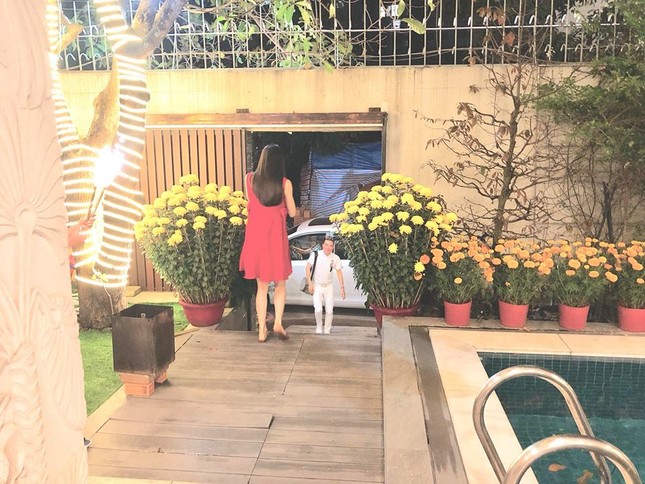 Lộ ảnh Kim Lý cùng đón Tết trong nhà, Hồ Ngọc Hà nói gì? ảnh 2