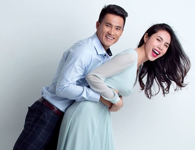 Thủy Tiên đăng ảnh đi du lịch bằng du thuyền cùng Công Vinh ảnh 4