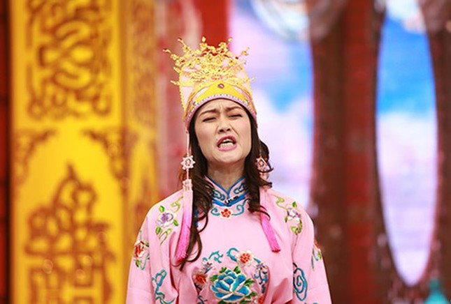 Showbiz 25/1: Hot girl Xuân Thảo xác nhận đã chia tay thiếu gia Phan Thành ảnh 4