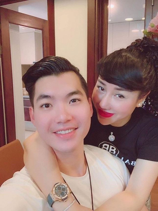 Showbiz 7/4: Cường Đô la bất ngờ đăng ảnh cưới và nói yêu Đàm Thu Trang ảnh 5