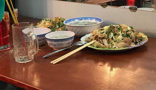 NSND Hồng Vân tưởng nhớ Anh Vũ sau 3 tuần mất khiến fan không cầm được nước mắt ảnh 1