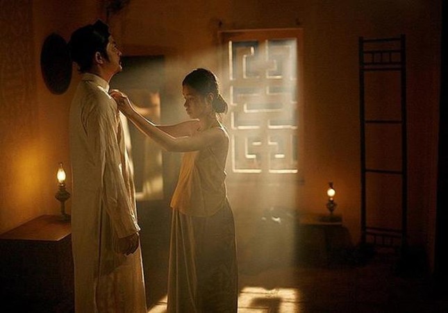 'Vợ ba' dừng chiếu, nhà sản xuất nhờ luật sư làm rõ 3 vấn đề ảnh 1