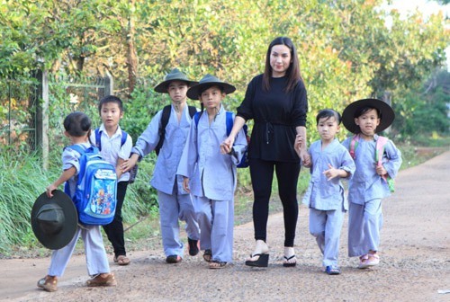 Phi Nhung tuyên bố sẽ không lấy chồng ảnh 2