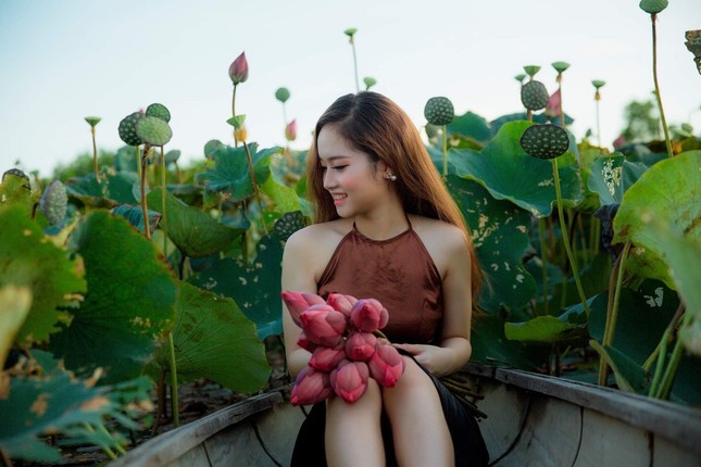 Cô gái của miền ‘cát và nắng’ quyết tâm chinh phục vương miện Hoa hậu Việt Nam 2020 ảnh 5