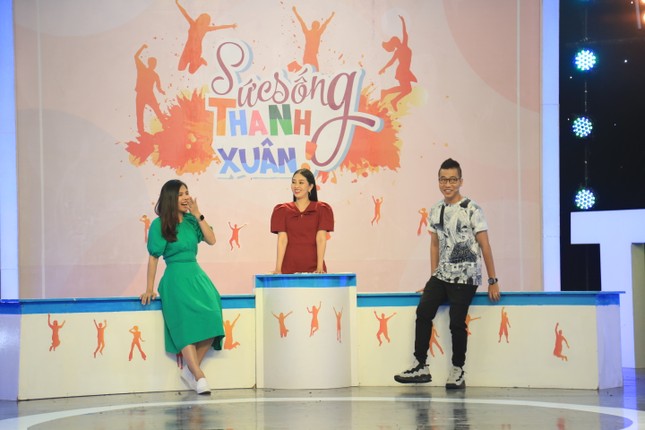 Vân Trang kịch liệt phản đối Hoàng Rapper khi bàn chuyện 'cả thèm chóng chán' của đàn ông ảnh 2