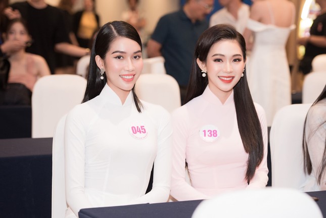 Nhan sắc 'Người đẹp được yêu thích nhất' Hoa hậu Việt Nam 2020 ảnh 4
