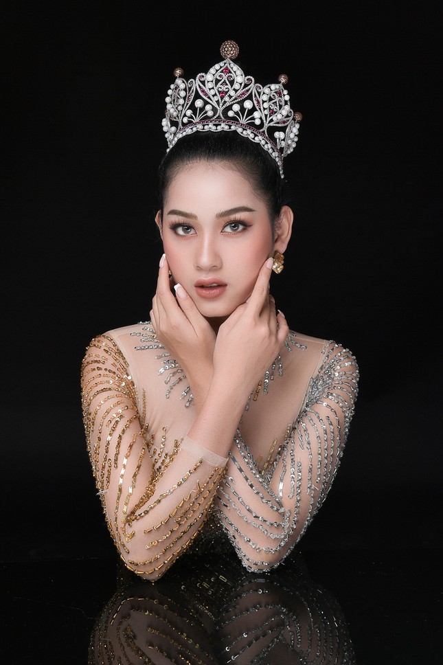 Người đẹp Áo dài Lê Thị Tường Vy: Chỉ có học vấn mới giúp tôi không bị bỏ lại phía sau ảnh 1