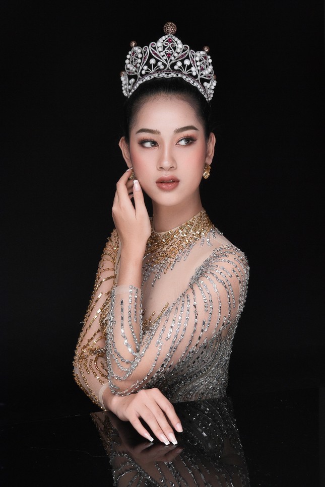 Người đẹp Áo dài Lê Thị Tường Vy: Chỉ có học vấn mới giúp tôi không bị bỏ lại phía sau ảnh 4