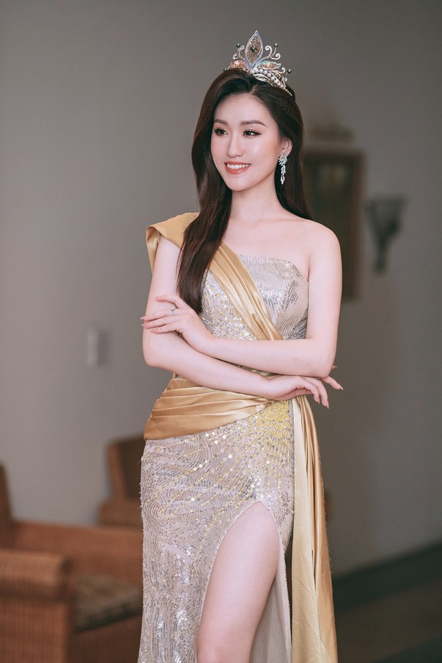 Nhan sắc yêu kiều của Người đẹp Hạ Long từng thi Hoa hậu Việt Nam ảnh 1
