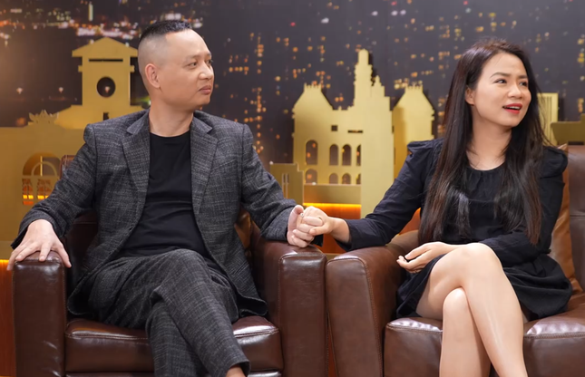 Nhạc sĩ Nguyễn Hải Phong: 'Tôi si mê vẻ đẹp của vợ' ảnh 1
