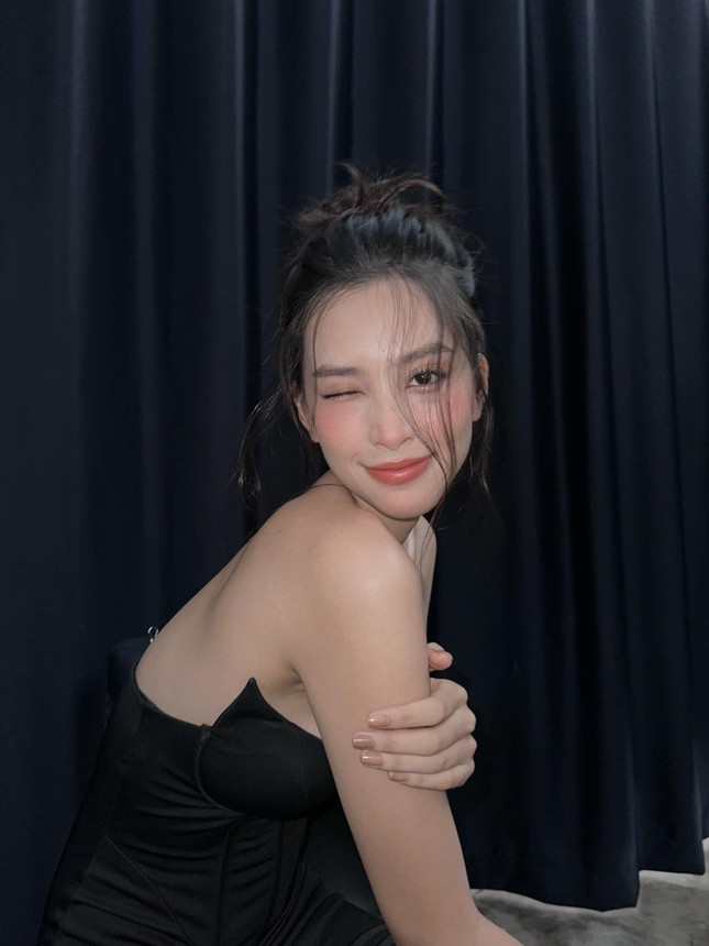 Tiểu Vy lên tiếng về thông tin đang yêu tài tử Thái Lan ảnh 3