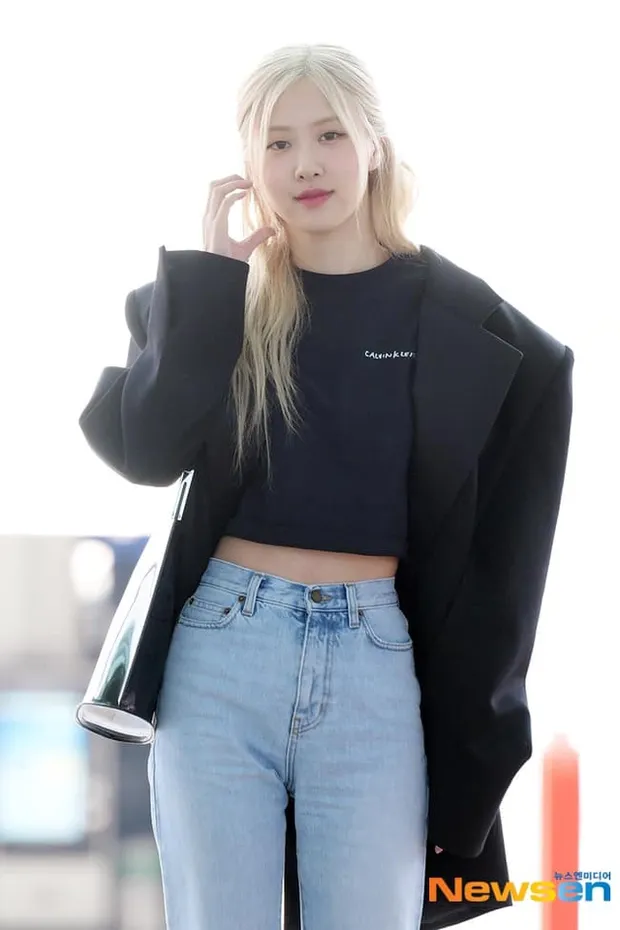 Showbiz 23/9: Rosé xuất hiện sau tin 3 thành viên rời BlackPink ảnh 1