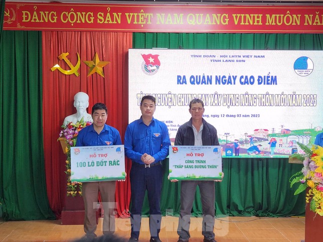 Tuổi trẻ xứ Lạng hào hứng chung tay xây dựng nông thôn mới ảnh 3