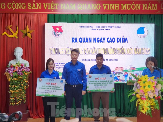 Tuổi trẻ xứ Lạng hào hứng chung tay xây dựng nông thôn mới ảnh 2