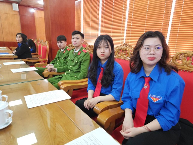 Giới trẻ xứ Lạng hào hứng tham gia chương trình Thủ tướng đối thoại với thanh niên ảnh 5