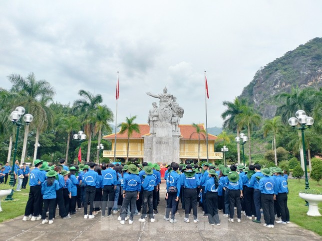 Mùa hè xanh sôi động ở xứ Lạng ảnh 7
