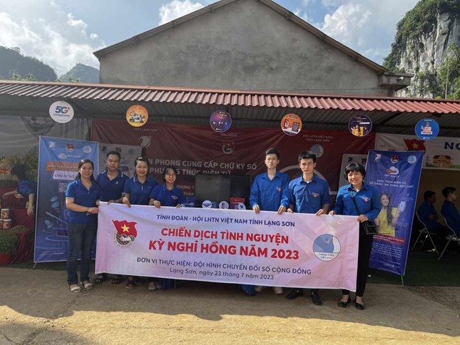 Cao điểm tình nguyện chung tay xây dựng nông thôn mới ở Lạng Sơn ảnh 5
