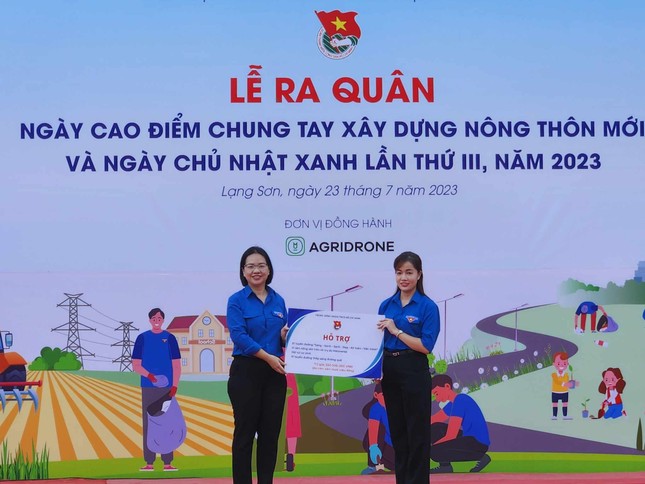 Cao điểm tình nguyện chung tay xây dựng nông thôn mới ở Lạng Sơn ảnh 1