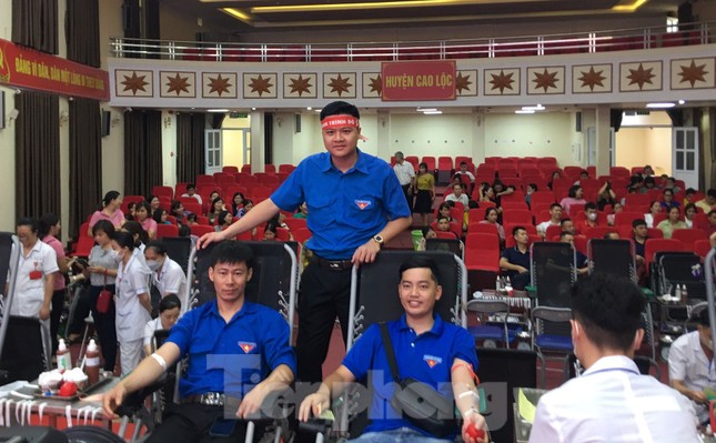 Sắc xanh truyền hứng khởi cho Hành trình đỏ xứ Lạng ảnh 2