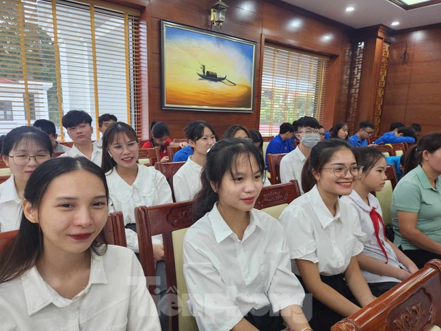Chung tay bảo vệ, chăm sóc trẻ em ảnh 3