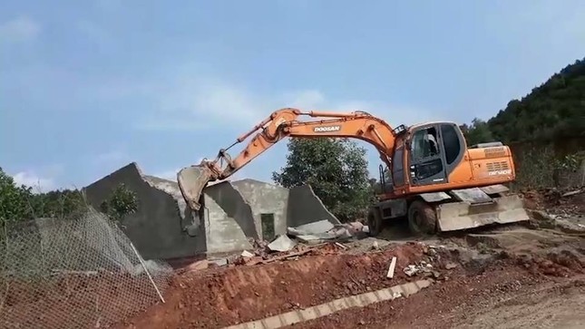Hàng loạt cán bộ bị kỷ luật vì để người thân xây nhà 'đón' bồi thường ảnh 3