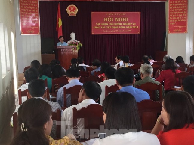 Đình chỉ các chức vụ một trưởng phòng tài nguyên và môi trường ở Lạng Sơn ảnh 2