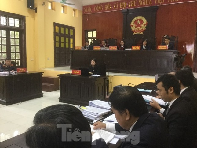 An ninh thắt chặt tại phiên xử trùm ma túy đội lốt đại gia Triệu Ký Voòng ảnh 2