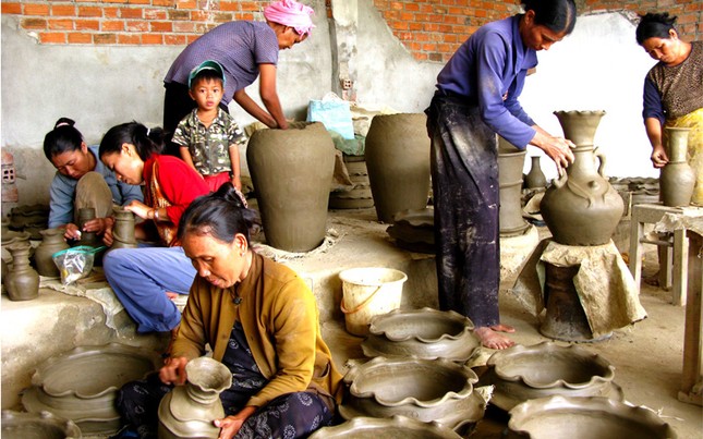 Người Khmer sinh sống ở vùng Nam Bộ của Việt Nam từ khi nào?