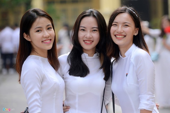 Trường THPT nào của tỉnh Nam Định được xếp loại hàng đầu Việt Nam, nơi có nhiều học sinh đoạt giải quốc gia, Olympic quốc tế?