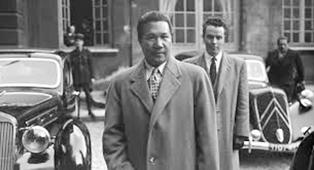 'Trẫm muốn được làm dân một nước tự do, hơn làm vua một nước nô lệ' được viết trong Tuyên cáo Việt Nam độc lập hay Tuyên ngôn thoái vị?