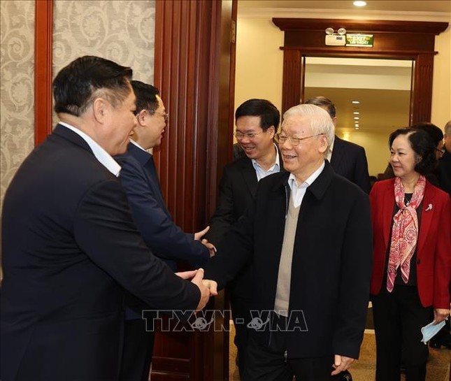 Tổng Bí thư, Chủ tịch nước chủ trì phiên họp đầu tiên của Bộ Chính trị, Ban Bí thư khóa XIII ảnh 2
