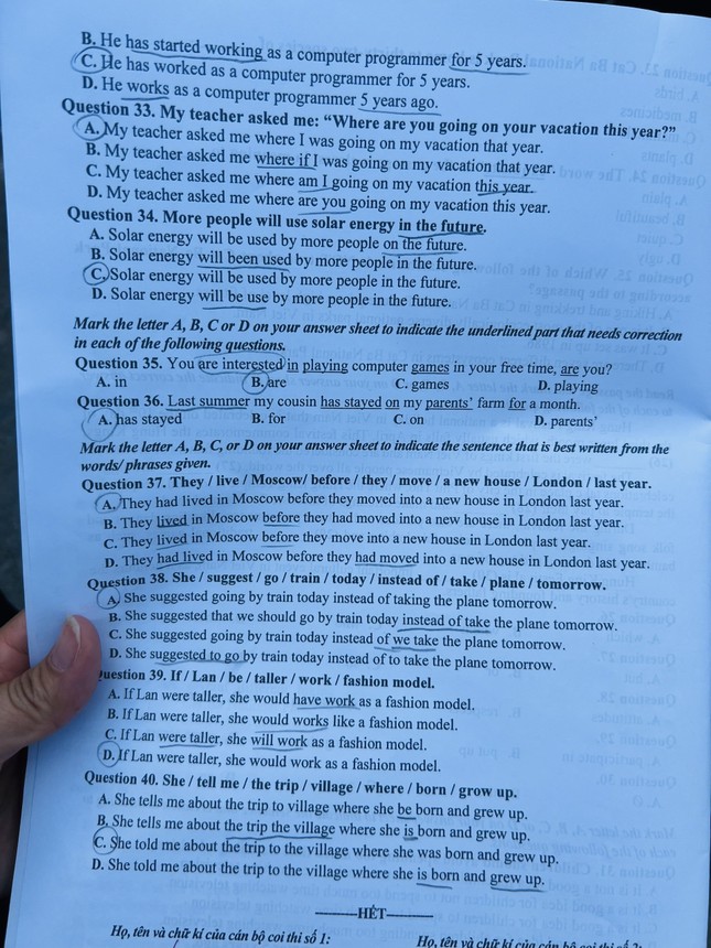 CẬP NHẬT: Đề thi, gợi ý đáp án môn Ngoại ngữ thi lớp 10 ở Hà Nội ảnh 4