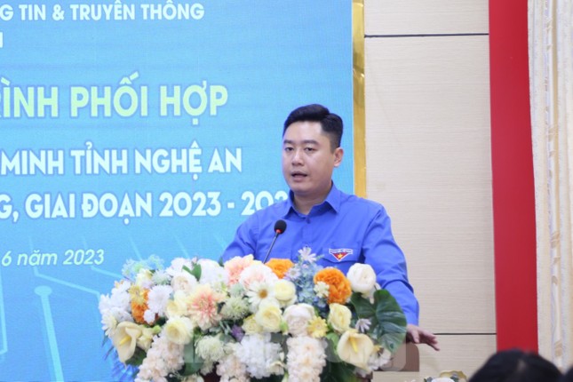 Tỉnh Đoàn, Sở thông tin và truyền thông Nghệ An phối hợp thúc đẩy chuyển đổi số ảnh 3