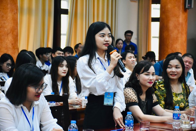 Gặp mặt 150 thanh niên, sinh viên tiêu biểu Hà Tĩnh đang công tác, học tập trên địa bàn TP Hà Nội ảnh 3