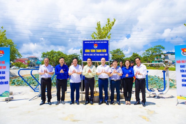 Hơn 10.000 đoàn viên thanh niên chung tay xây dựng nông thôn mới ảnh 9