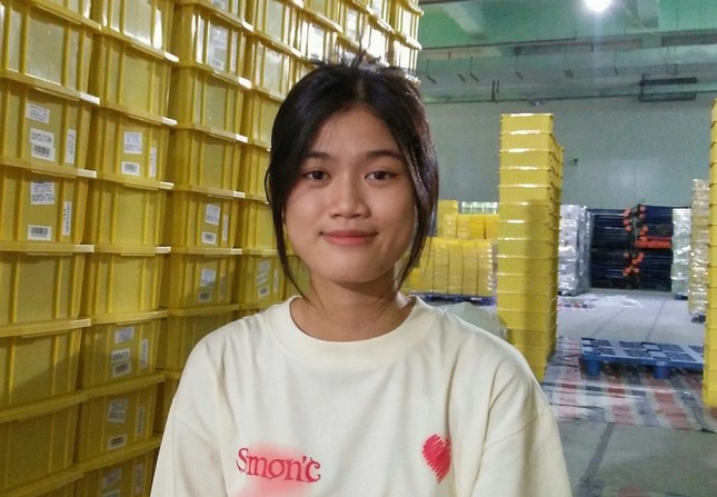 Nữ sinh thủ khoa hệ giáo dục thường xuyên làm công nhân nuôi giấc mơ đại học ảnh 4