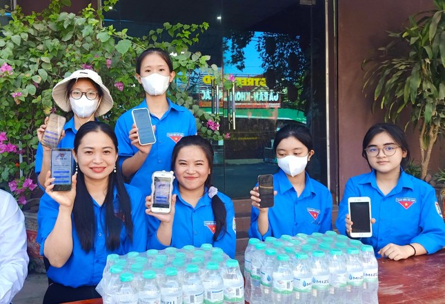 Đi tiếp sức mùa thi, đoàn viên thi tìm hiểu Nghị quyết Đại hội Đoàn ảnh 15