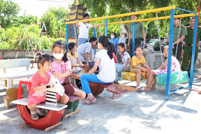 Tuổi trẻ Nghệ An và Ban Thanh niên Bộ Công an xây nhà cho gia đình khó khăn ảnh 17