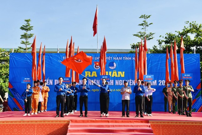 Tuổi trẻ Hà Tĩnh và những dấu ấn nổi bật trong Chiến dịch Thanh niên tình nguyện hè 2023 ảnh 1