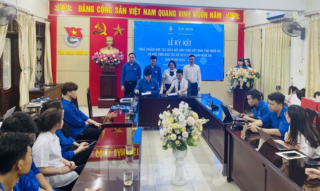 Tỉnh Đoàn Nghệ An tặng bằng khen 89 tập thể, cá nhân xuất sắc trong phong trào thanh niên ảnh 4