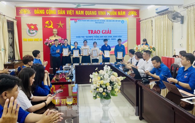 Tỉnh Đoàn Nghệ An tặng bằng khen 89 tập thể, cá nhân xuất sắc trong phong trào thanh niên ảnh 8