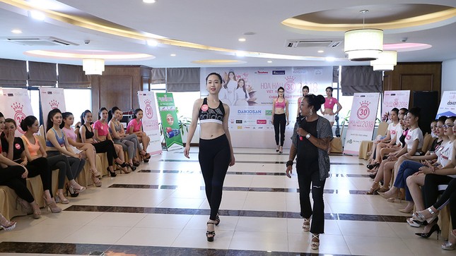 Vòng chung khảo HHVN, điểm nhấn du lịch biển Cửa Lò 2018 ảnh 2