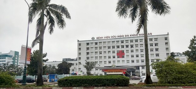 Bệnh viện tỉnh Nghệ An báo cáo về thông tin dược sỹ 'tuồn' thuốc ra ngoài bán ảnh 1