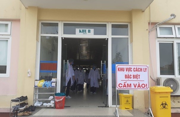 Nghệ An cách ly, lấy mẫu xét nghiệm những người đi cùng xe với BN 566 ảnh 1