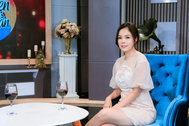 Dương Cẩm Lynh lí giải vì sao tỉ lệ ly hôn ở nghệ sĩ lại cao ảnh 1